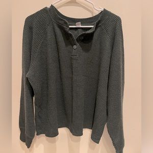 Old Navy Sweater